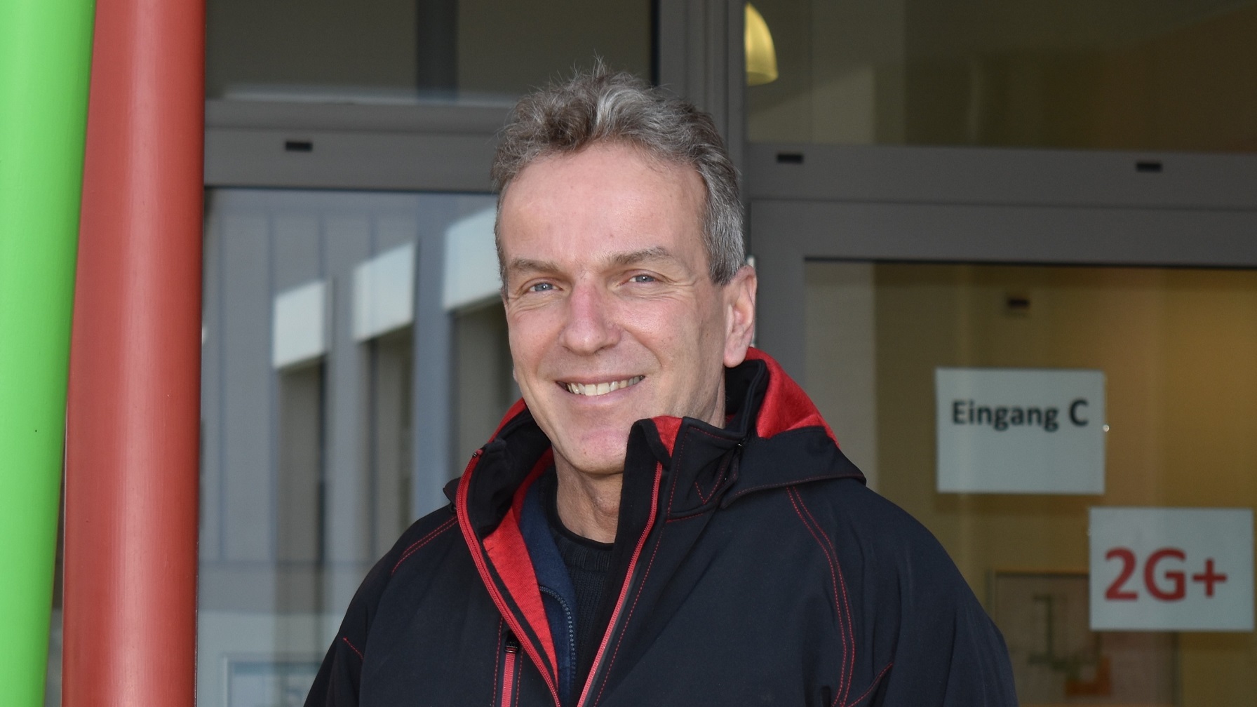 Hermann Lehmker, Hausmeister - Oberschule Bergen